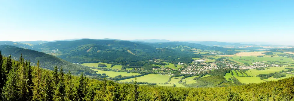 Panorama z wieży na szczycie Biskupiej Kopy
