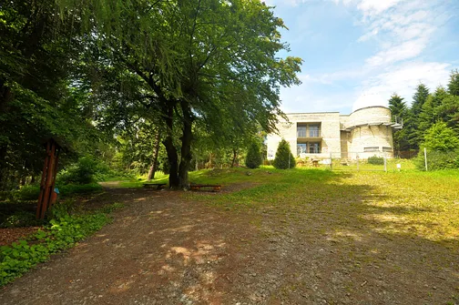 Lubomir - góra z obserwatorium astronomicznym na szczycie