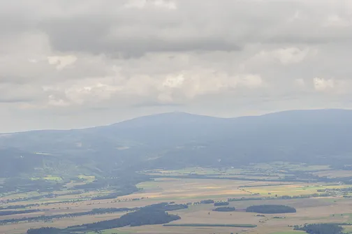 Jagodna i jej dwa wierzchołki – szlak, zdjęcia oraz widoki, które warto zobaczyć!