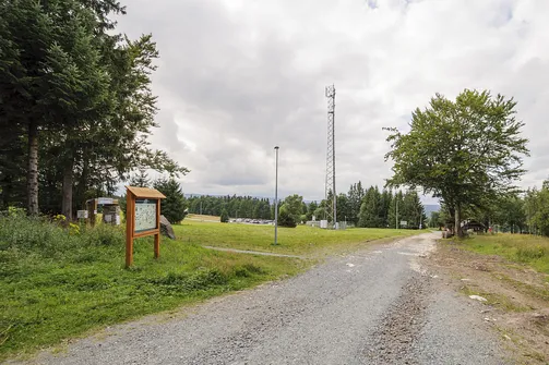 Jagodna i jej dwa wierzchołki – szlak, zdjęcia oraz widoki, które warto zobaczyć!