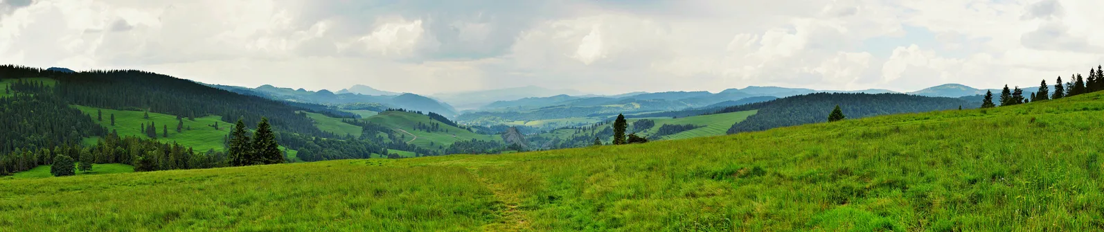 Panorama z rejonu przełęczy Rozdziela