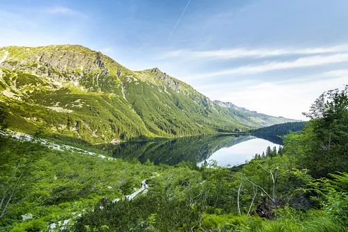 Widok na Morskie Oko od strony południowej