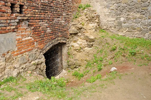 Ruiny zamku biskupów krakowskich w Siewierzu