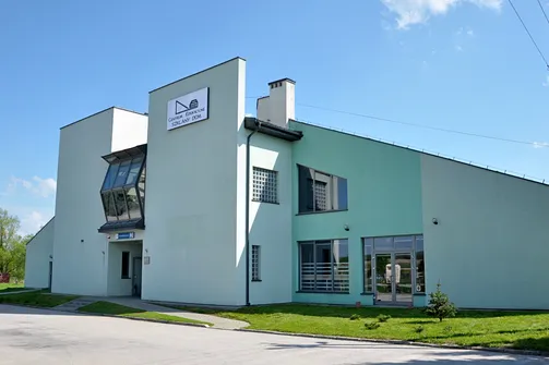 Centrum Edukacyjne - Szklany Dom w Ciekotach