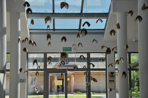 Centrum Edukacyjne - Szklany Dom w Ciekotach