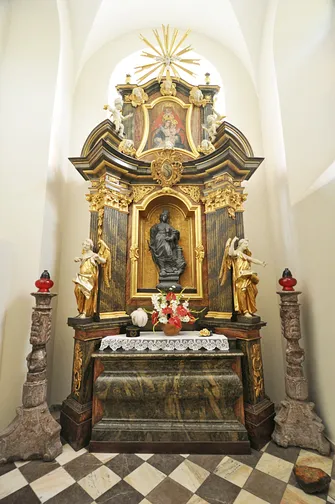 Karczówka, Patrol, Biesak - szczyty Korony Gór Świętokrzyskich