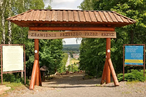 Droga Krzyżowa w Tumlinie.