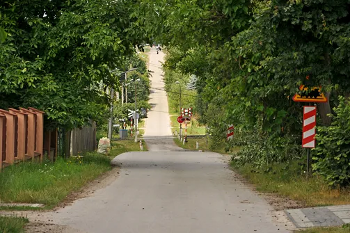 Przechodzimy przez przejazd kolejowy.