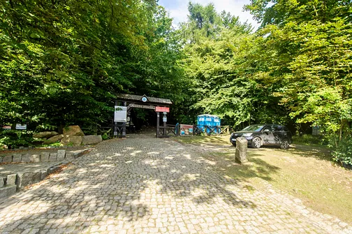 Wejście do Świętokrzyskiego Parku Narodowego.