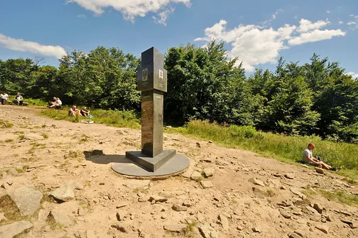 Krzemieniec - szczyt z trójstykiem granic w Bieszczadach