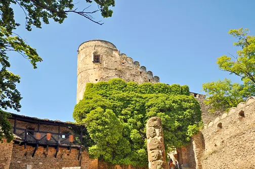 Zamek Chojnik - ruiny zamku w Jeleniej Górze