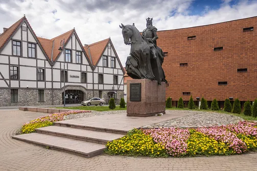 Pomnik Kazimierza Wielkiego