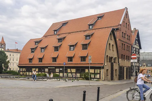 Spichlerze nad Brdą