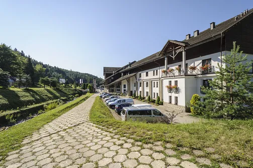 Początek wędrówki na Jaworzynę Krynicką z Doliny Czarnego Potoku