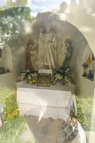 Kamień Michniowski - szczyt Korony Gór Świętokrzyskich w Paśmie Sieradowickim