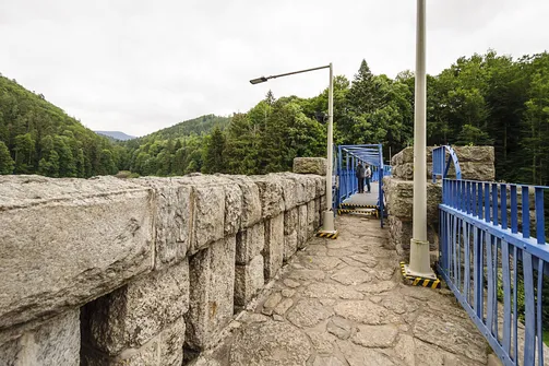 Igliczna, zapora w Międzygórzu, wodospad Wilczki