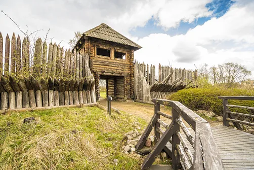 Rezerwat Archeologiczny Zawodzie - Kaliski gród Piastów