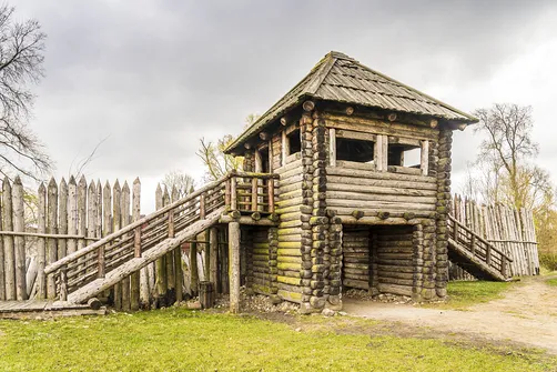 Rezerwat Archeologiczny Zawodzie - Kaliski gród Piastów