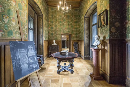 Zamek w Gołuchowie - szesnastowieczna budowla otoczona zabytkowym parkiem