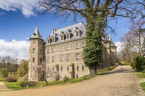 Zamek w Gołuchowie - szesnastowieczna budowla otoczona zabytkowym parkiem