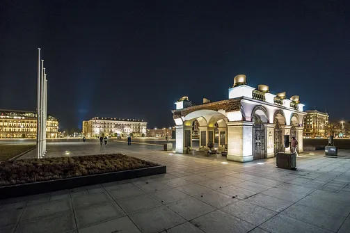 Warszawa - wieczorny spacer po Śródmieściu