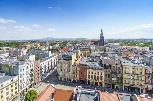 Widok z wieży ratusza w Świdnicy w kierunku wschodnim