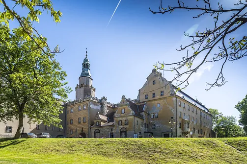 Zamek w Oleśnicy - widok z zewnątrz
