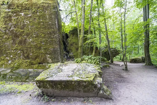 Wilczy Szaniec - dawna główna kwatera Adolfa Hitlera