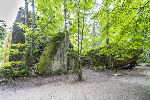 Wilczy Szaniec - dawna główna kwatera Adolfa Hitlera
