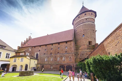 Zamek Kapituły Warmińskiej w Olsztynie - gotycka warownia nad Łyną
