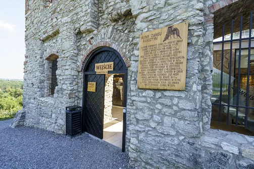 Zamek Rabsztyn - warownia na Kruczej Skale