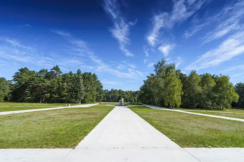 Niemiecki obóz zagłady Kulmhof w Chełmnie nad Nerem