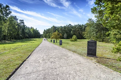 Niemiecki obóz zagłady Kulmhof w Chełmnie nad Nerem