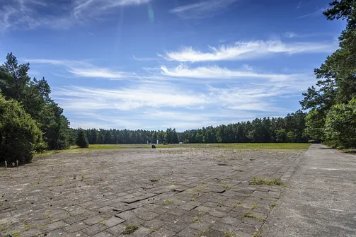 Niemiecki obóz zagłady Kulmhof w Chełmnie nad Nerem