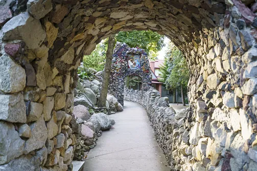 Sanktuarium Matki Bożej Bolesnej Licheńskiej Królowej Polski