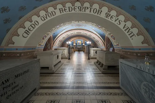 Krypta Zasłużonych w podziemiach bazyliki św. Michała Archanioła i św. Stanisława Biskupa w Krakowie