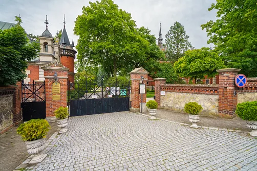 Pałac w Pławniowicach