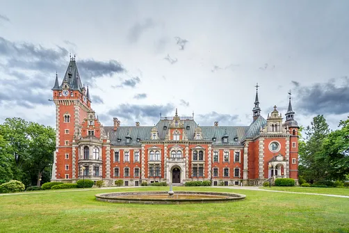 Pałac w Pławniowicach