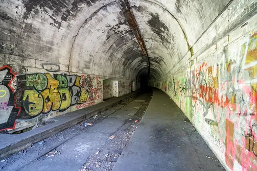 Schron kolejowy w Jeleniu