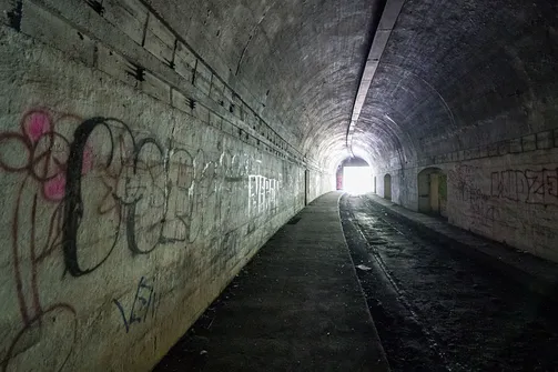 Schron kolejowy w Jeleniu