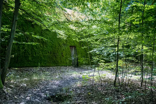 Schron kolejowy w Jeleniu