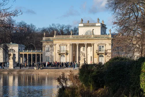 Łazienki Królewskie w Warszawie