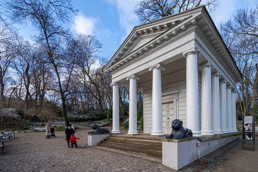 Łazienki Królewskie w Warszawie