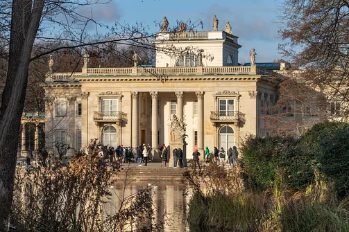 Łazienki Królewskie w Warszawie