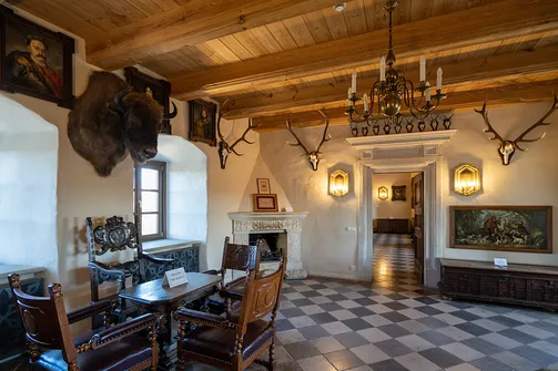 Zamek Bobolice - odbudowana warownia na Szlaku Orlich Gniazd