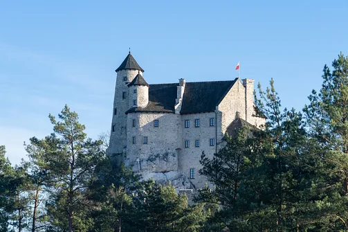 Zamek Bobolice - odbudowana warownia na Szlaku Orlich Gniazd