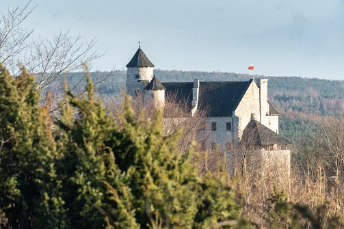 Zamek Bobolice - odbudowana warownia na Szlaku Orlich Gniazd