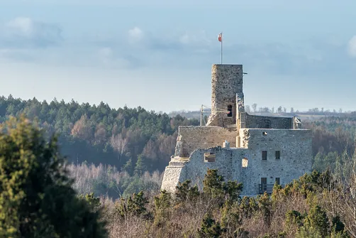 Zamek w Mirowie - XIV-wieczna warownia Jury Krakowsko-Częstochowskiej