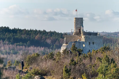 Zamek w Mirowie - XIV-wieczna warownia Jury Krakowsko-Częstochowskiej