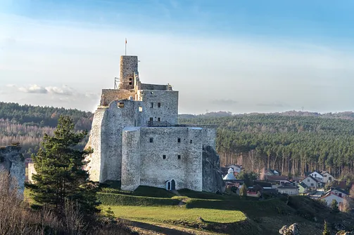 Zamek w Mirowie - XIV-wieczna warownia Jury Krakowsko-Częstochowskiej